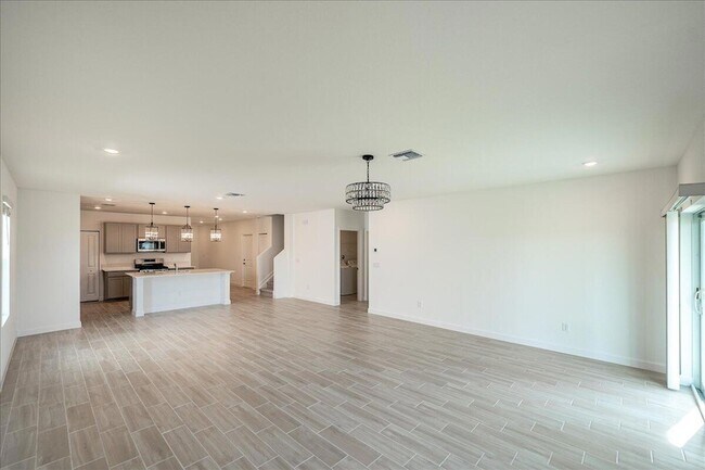 Building Photo - 6346 Windwood Wy