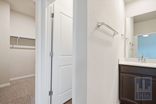 Building Photo - 11513 Copperstone Ave