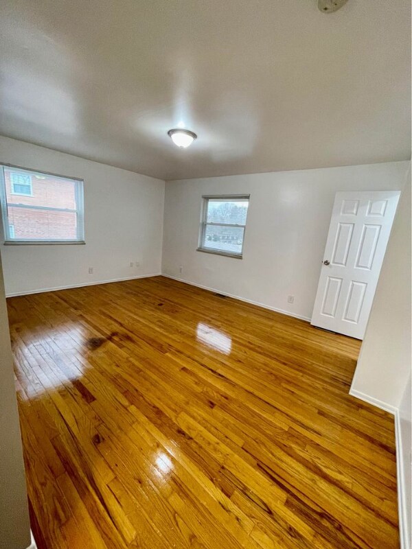 Building Photo - 132 Park Pl