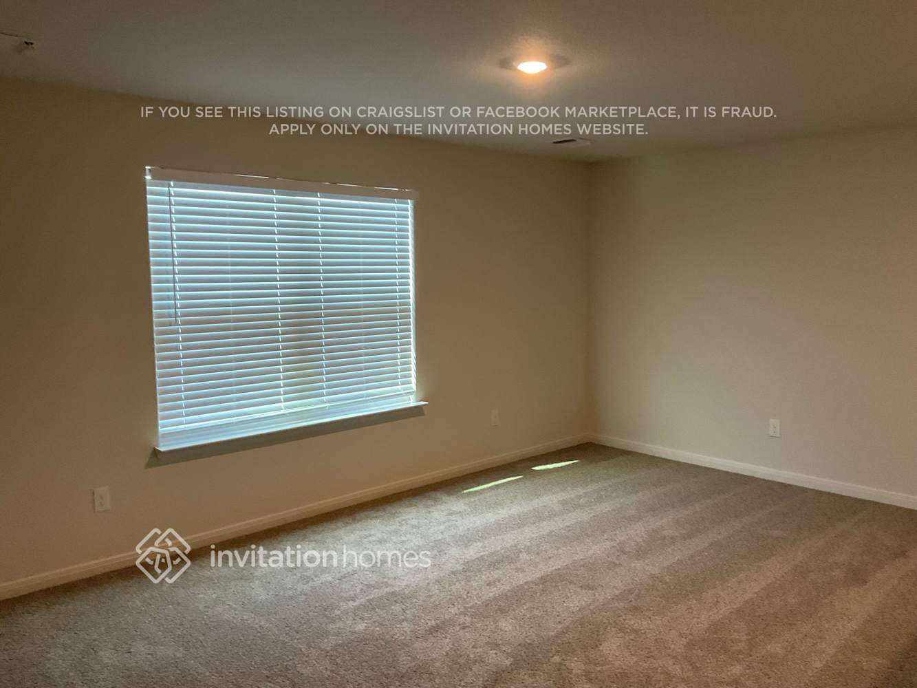 Building Photo - 10025 Pilot Pl