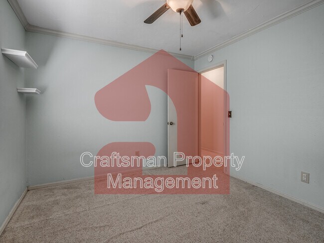 Building Photo - 5313 NW 110th St