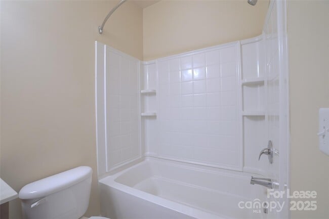 Building Photo - 11125 Cedar Walk Lane