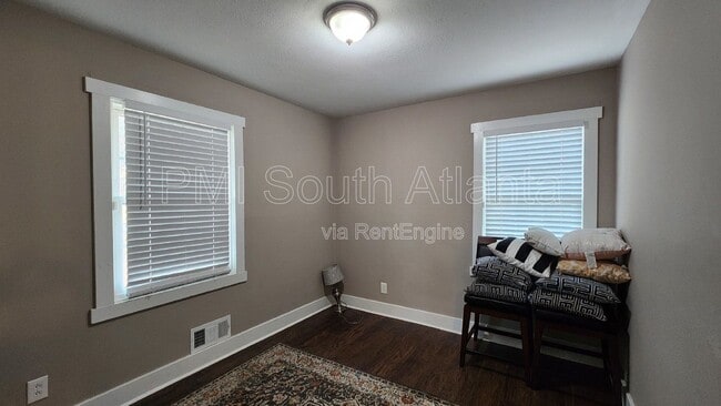 Building Photo - 157 Sunrise Cir