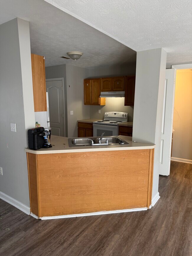 Building Photo - 114 Herndon Ln