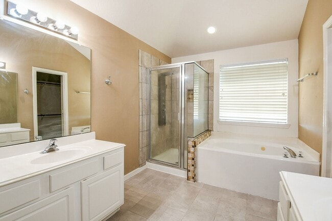 Building Photo - 5104 Big Spring Dr