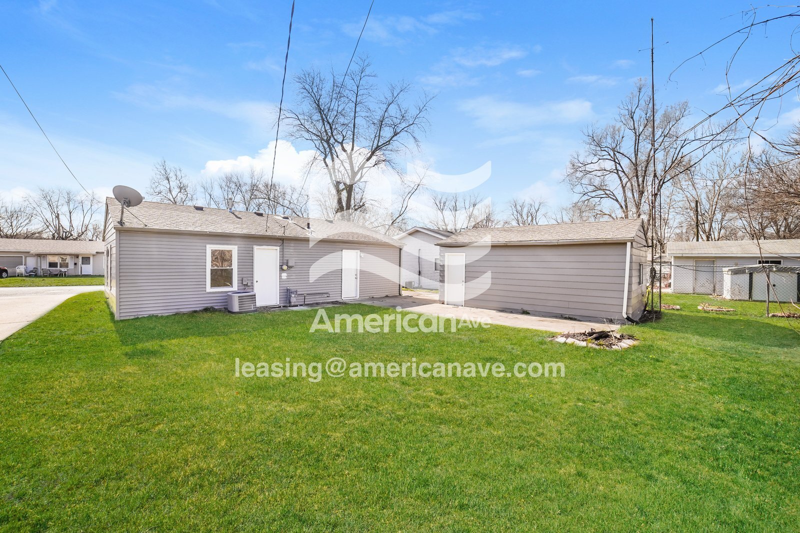 Building Photo - 1609 Koch St