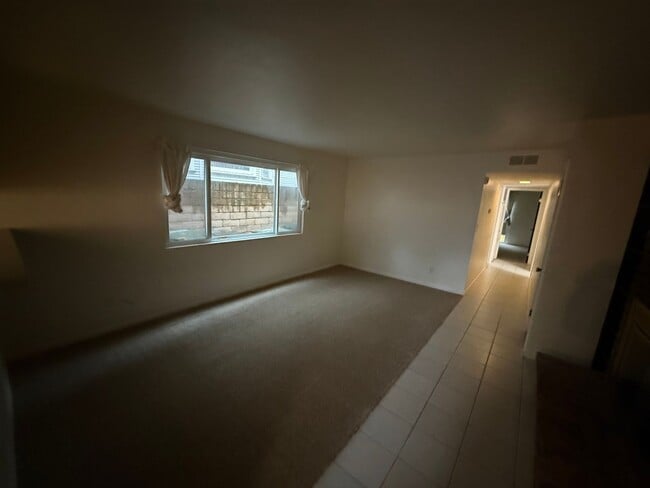 Building Photo - 2824 I St