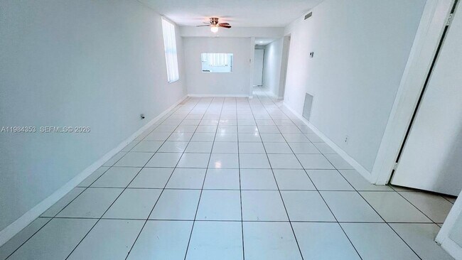Building Photo - 8429 Forest Hills Dr
