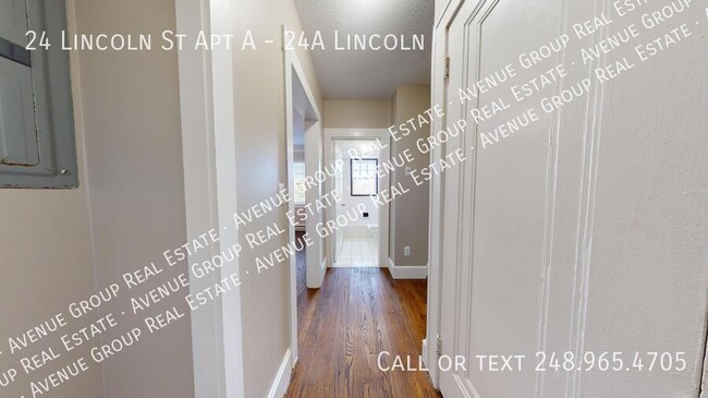 Building Photo - 24A Lincoln - Large 1Bed/1Bath Apartment i...