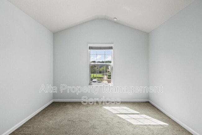 Building Photo - 6881 Woody Vine Dr