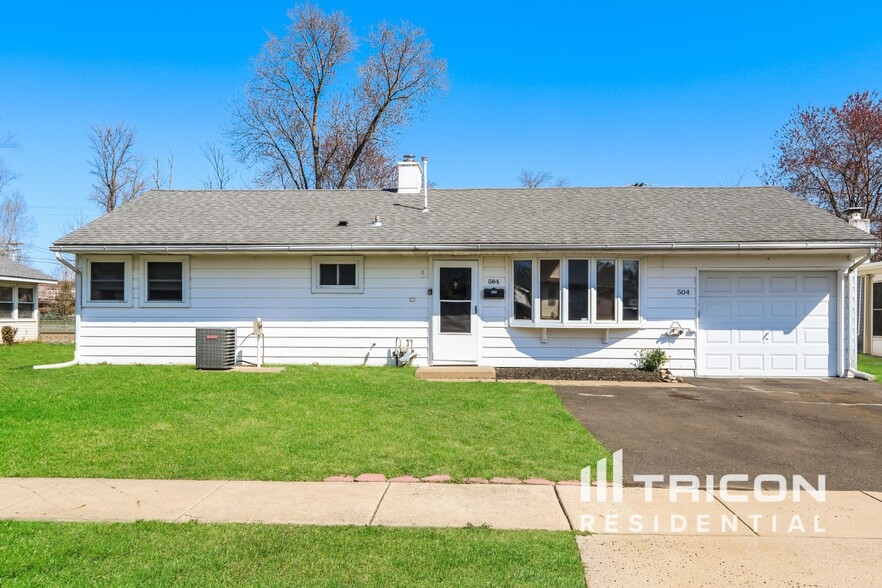 Primary Photo - 504 Parkway Dr
