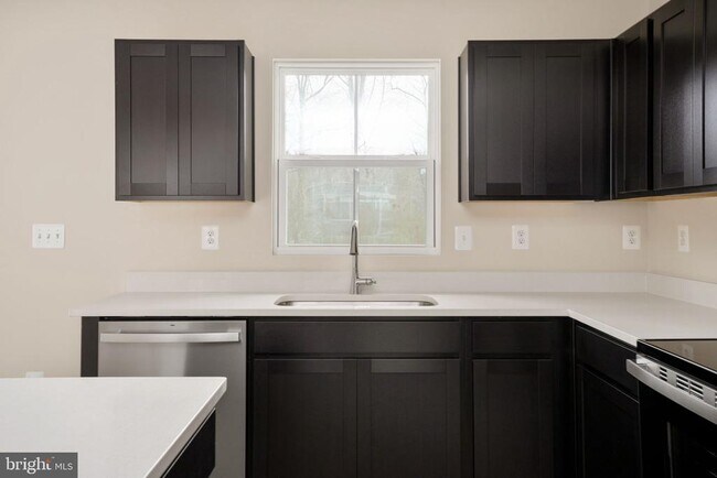 Building Photo - 7263 Congressional Cir