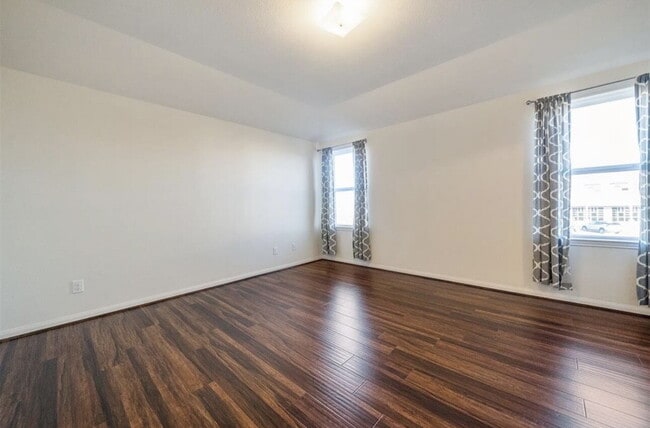 Building Photo - 9439 Grand Spark Dr