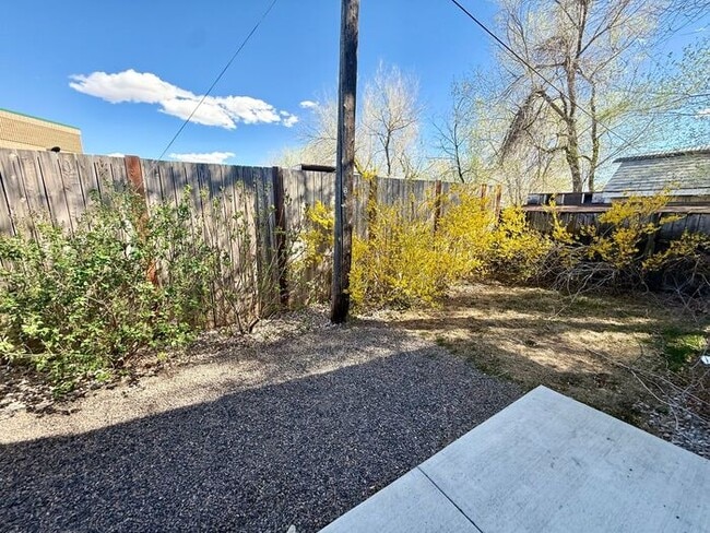 Building Photo - Modern Home in Heart of Old Town Fort Collins!