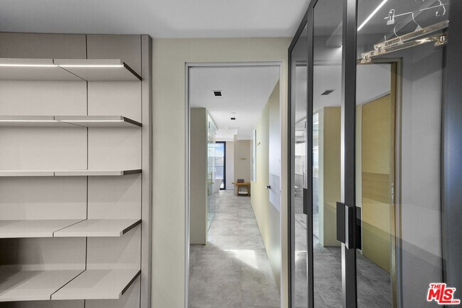 Building Photo - 1500 Ocean Dr