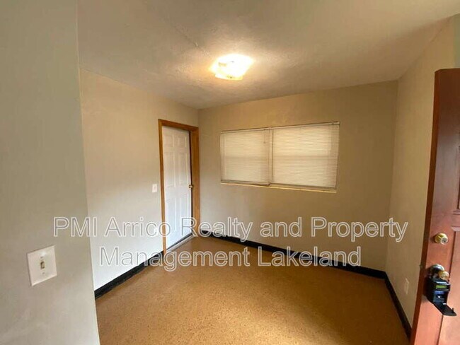 Building Photo - 1248 Woodland Ave
