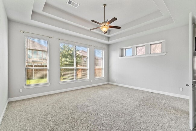 Building Photo - 138 Spanish Bluebell Dr
