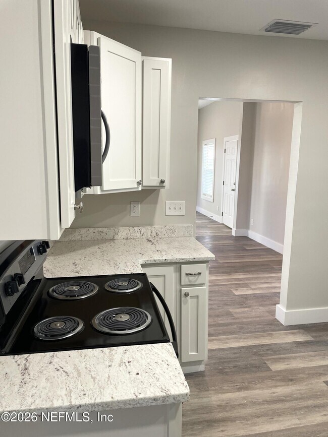 Building Photo - 62 Dumas St