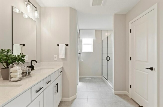 Building Photo - 6281 Larkspur Ln