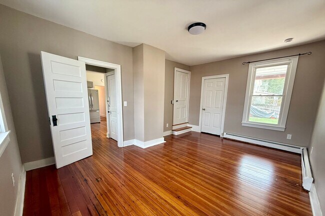 Building Photo - 9 Greenridge Place #1