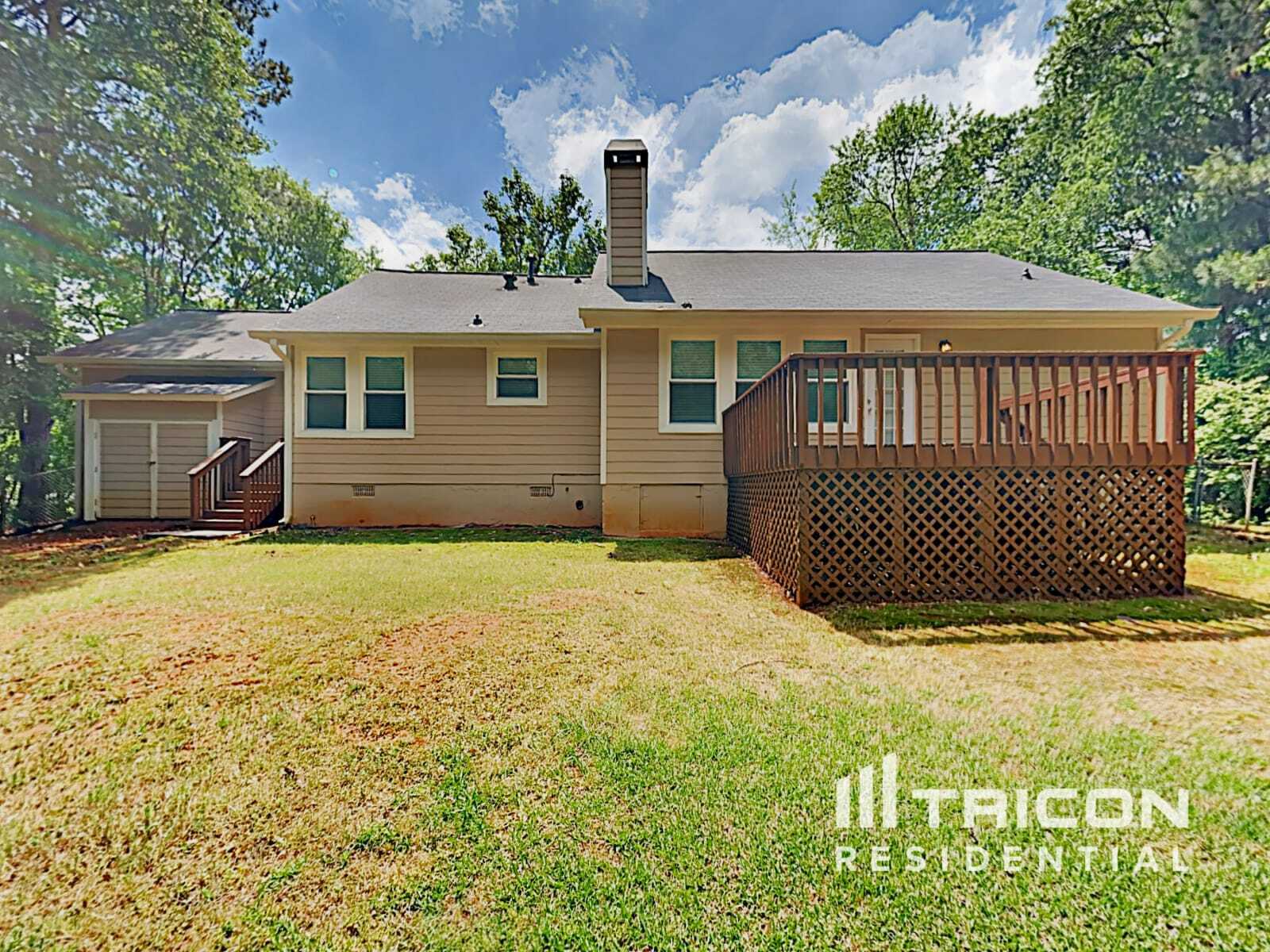 Building Photo - 105 Peach Pointe Dr