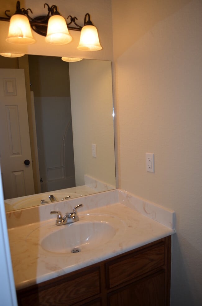 Building Photo - 1802 Tru Trail