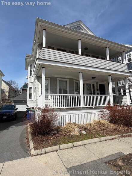 Building Photo - 34 Leonard St