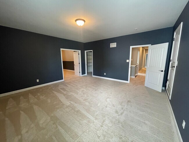 Building Photo - 556 Althea Ln
