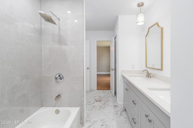 Building Photo - 2450 Fallen Tree Dr W