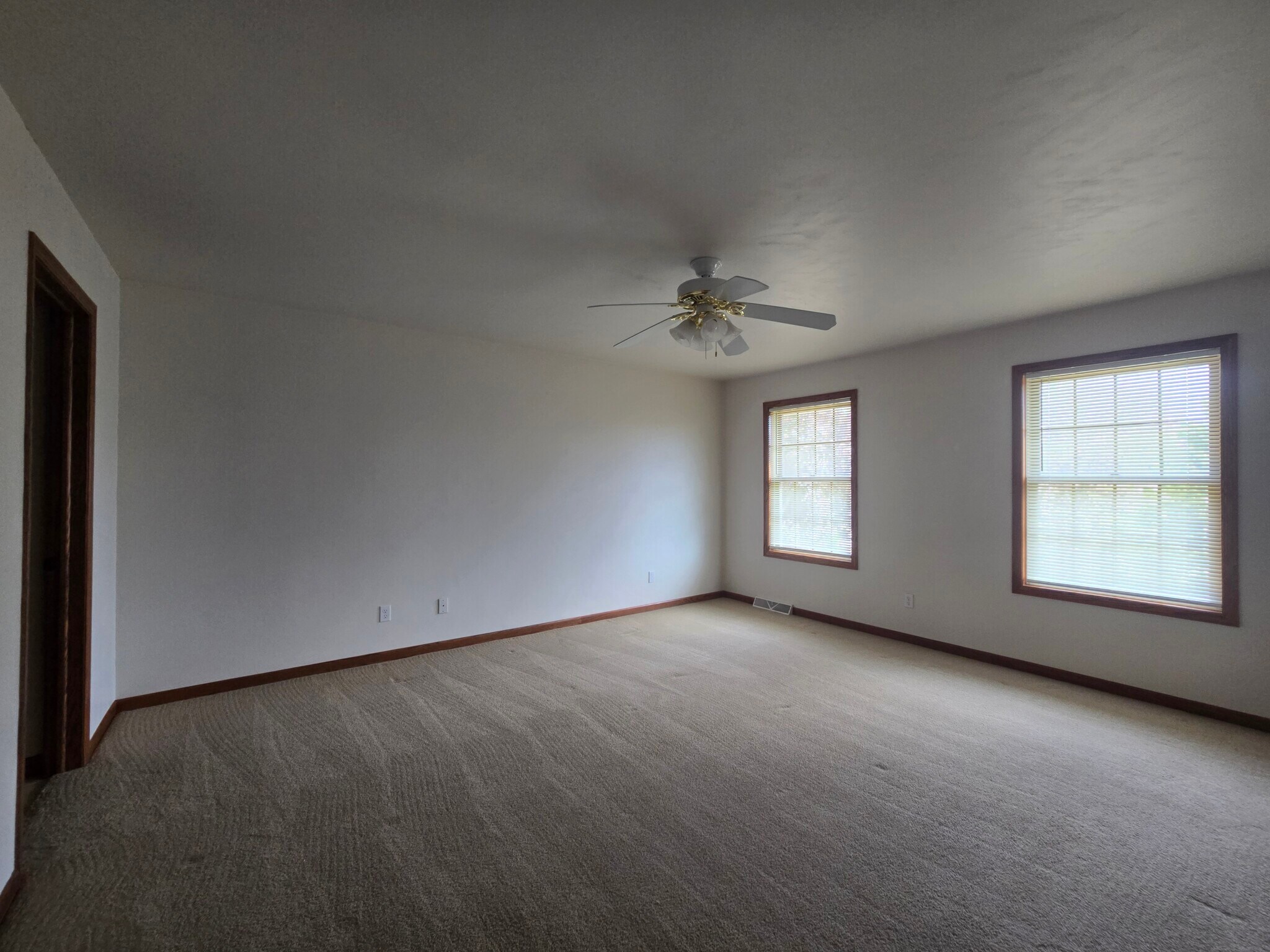 Building Photo - W3132 Glenbrooke Ct