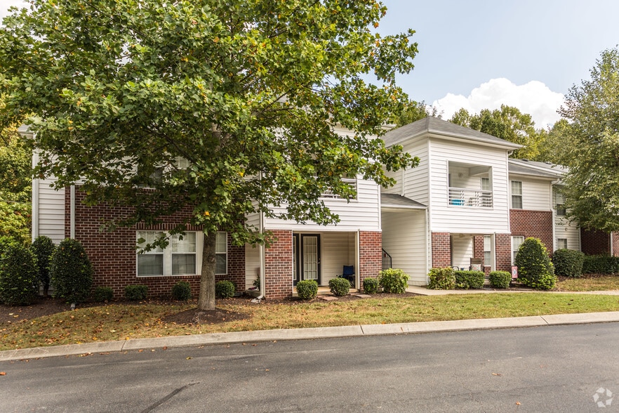 East Forest Park 150 E Forest Park Dr Dickson TN 37055 Apartment Finder