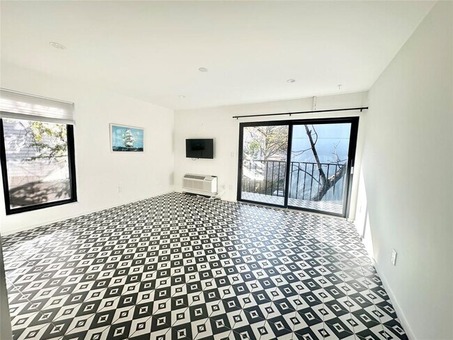 Building Photo - 201 Academy Dr