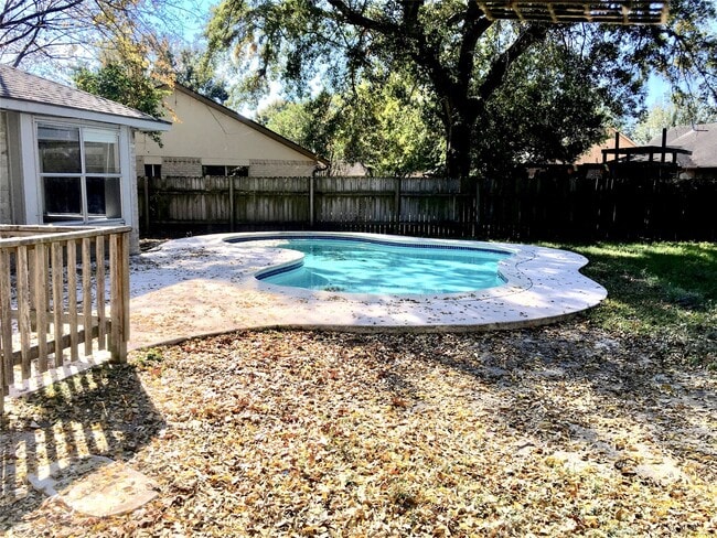 Building Photo - 14626 Wind Hollow Cir