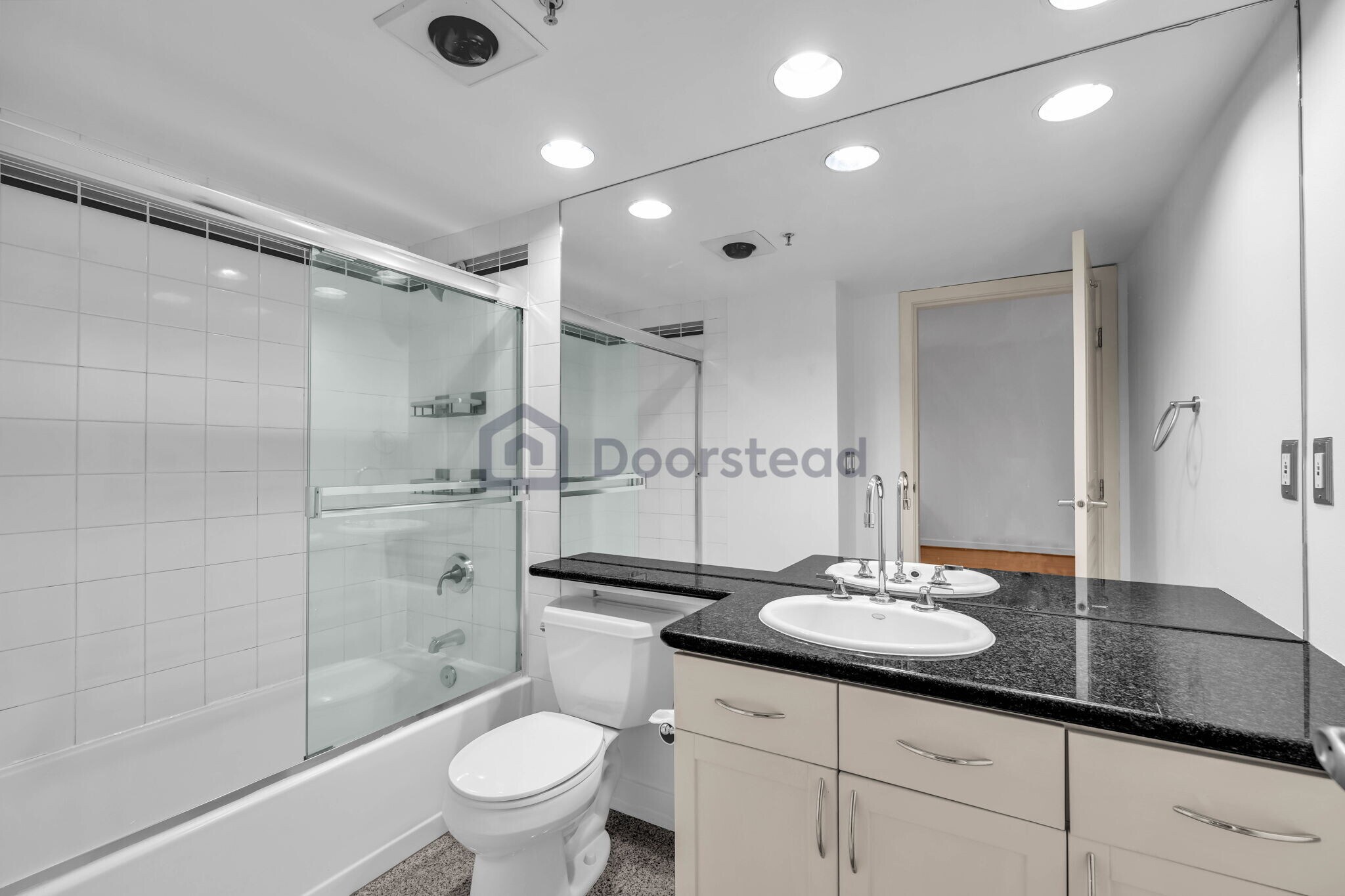 Building Photo - 2929 1st Ave