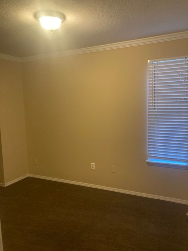 Building Photo - Orange Grove 3 Bedroom