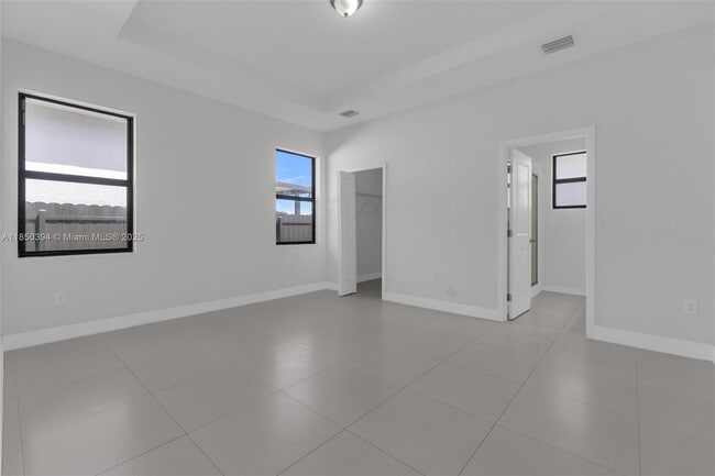 Building Photo - 19447 SW 124th Ave