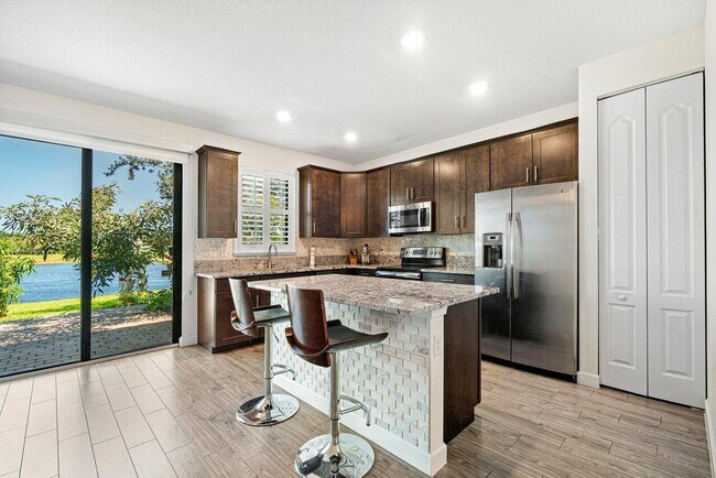 Building Photo - 12949 Anthorne Ln