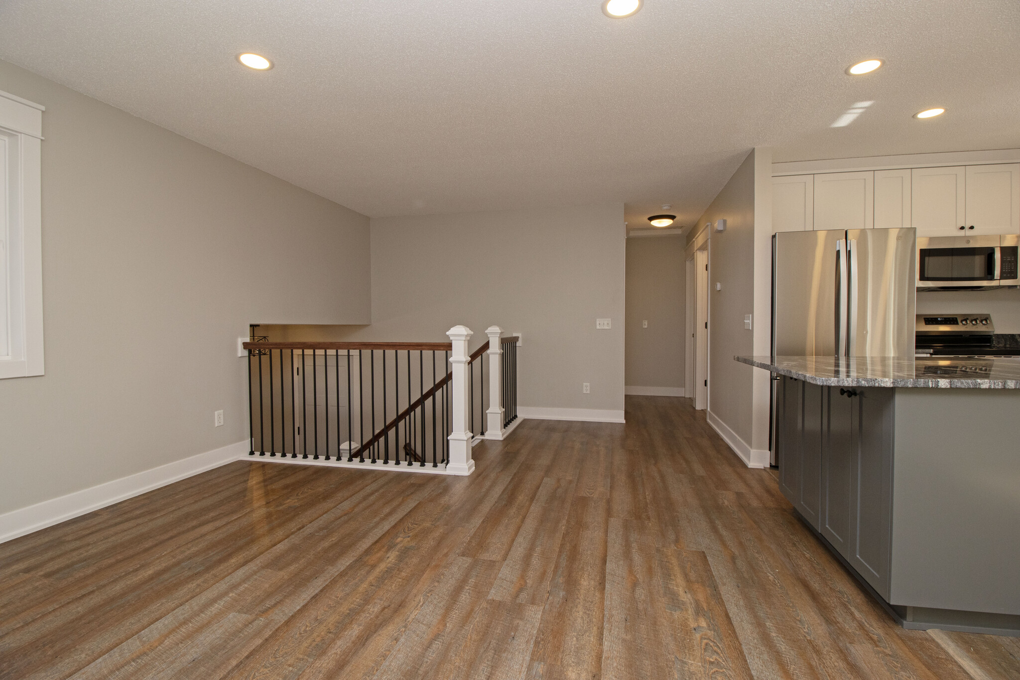 Building Photo - 6082 Kalland Cir NE