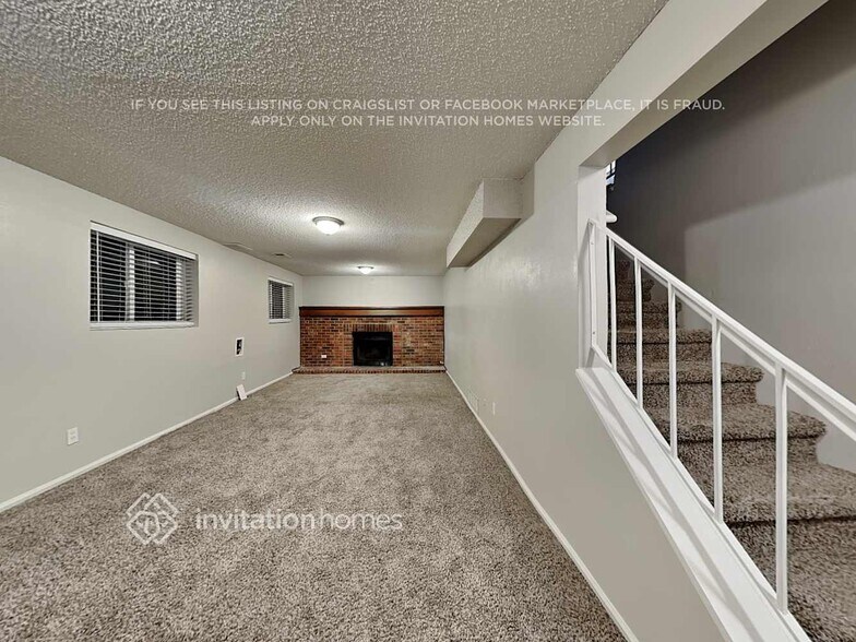 Building Photo - 9241 Albion St