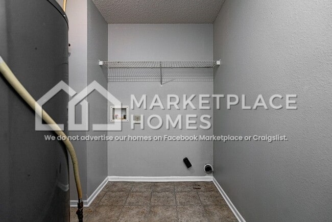 Building Photo - 2108 Bridlewood Dr