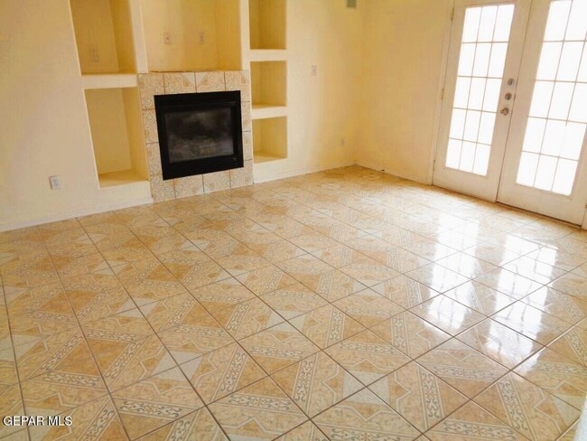 Building Photo - 3033 Tierra Polar Dr