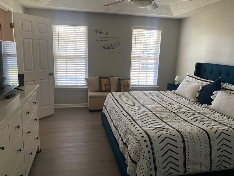 Building Photo - 5870 Timbertop Ln