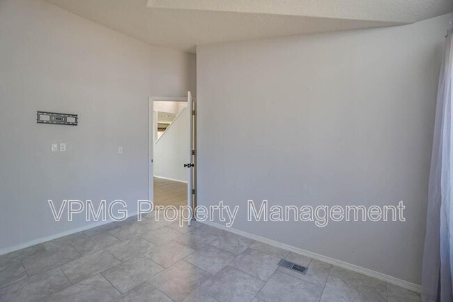 Building Photo - 203 NW 146th St