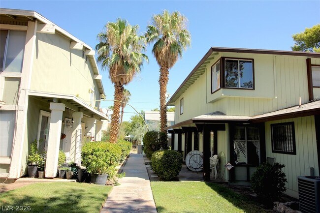 Building Photo - 1470 Elizabeth Ave