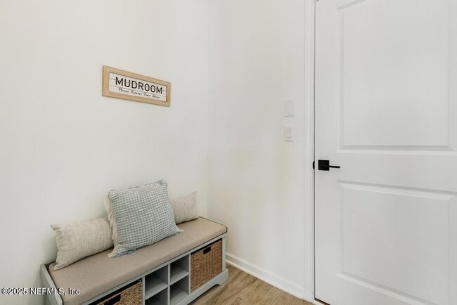 Building Photo - 27 Twilight Ln