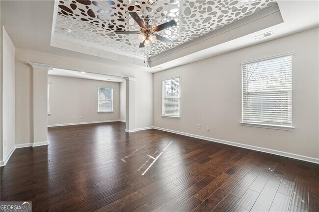 Building Photo - 3373 Shoals Ridge Dr