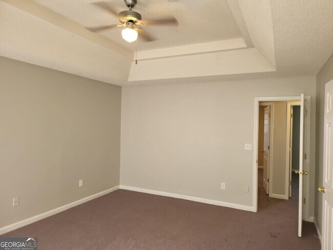 Building Photo - 4365 White Pines Ct