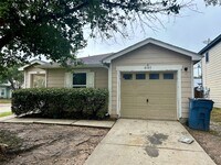 Building Photo - 8103 Forest Glen Dr