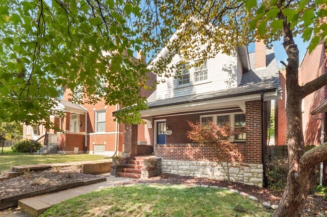 Building Photo - Home on the Range