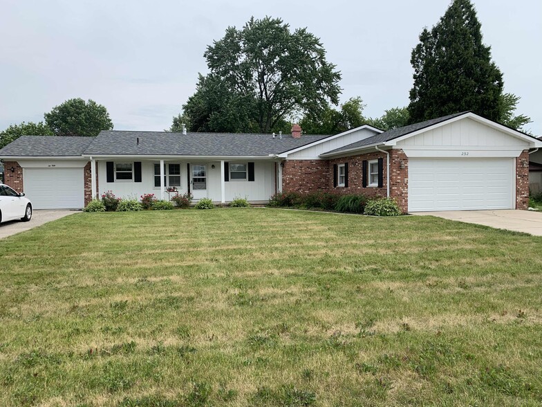 Building Photo - 252 N Frost Dr